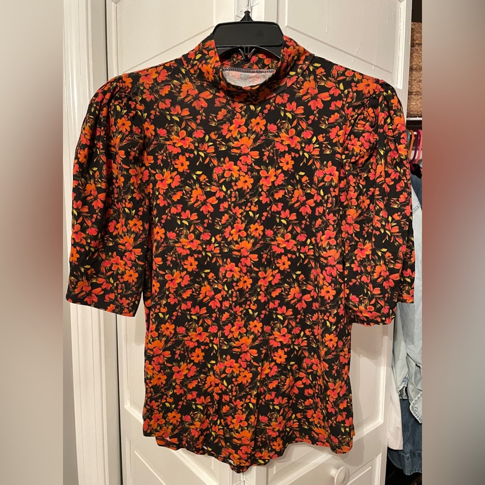 GAP Feather Tee with Puff Sleeve - Picture 3 of 7